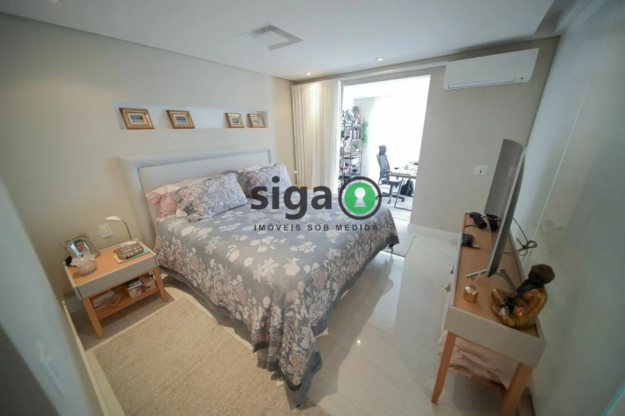 Imagem Cobertura para venda ou locação com 3 suites, 3 vagas, 250m2, na Vila Andrade.