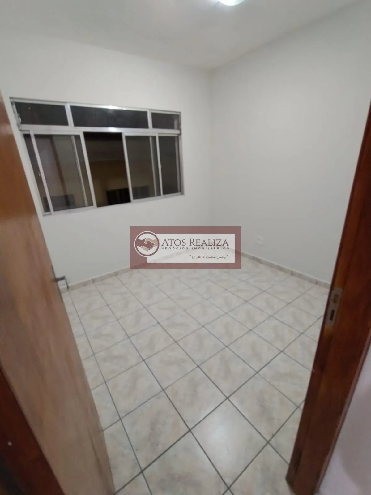 Imagem Alugo Kit estilo Apartamento Valor da locação $1.200.00 CONDOMÍNIO $20 SABESP TARIFA MÍNIMA $76,80 ENERGIA DIRETO COM A ENEL INTERNET 750MB $30(OPCIONAL) Contém 1 Quarto, Sala com cozinha área de serviço integrada Banheiro com box