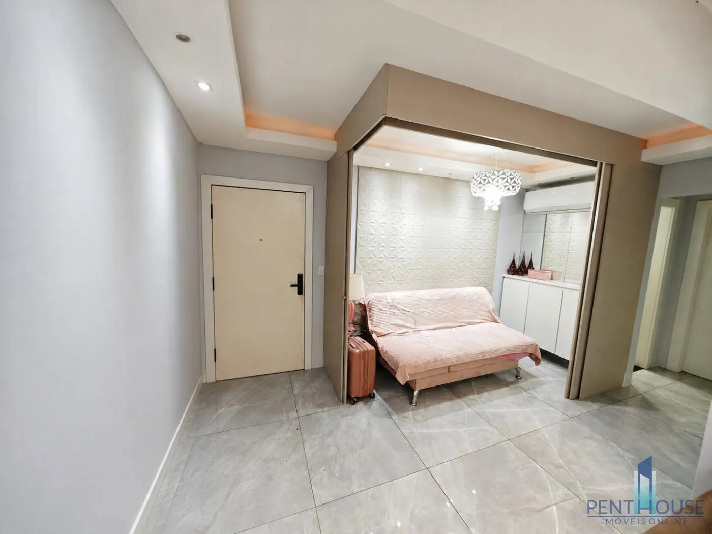 Imagem Apartamento Zona Central para Venda em Balneário Camboriú, CENTRO, 2 dormitórios, 1 suíte, 2 banheiros, 1 vaga