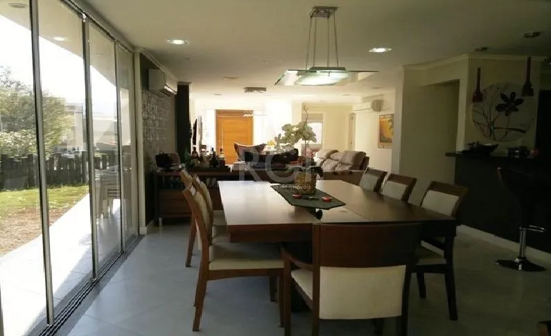 Imagem Casa Condominio para Venda - 380m², 3 dormitórios, sendo 3 suítes e 3 vagas