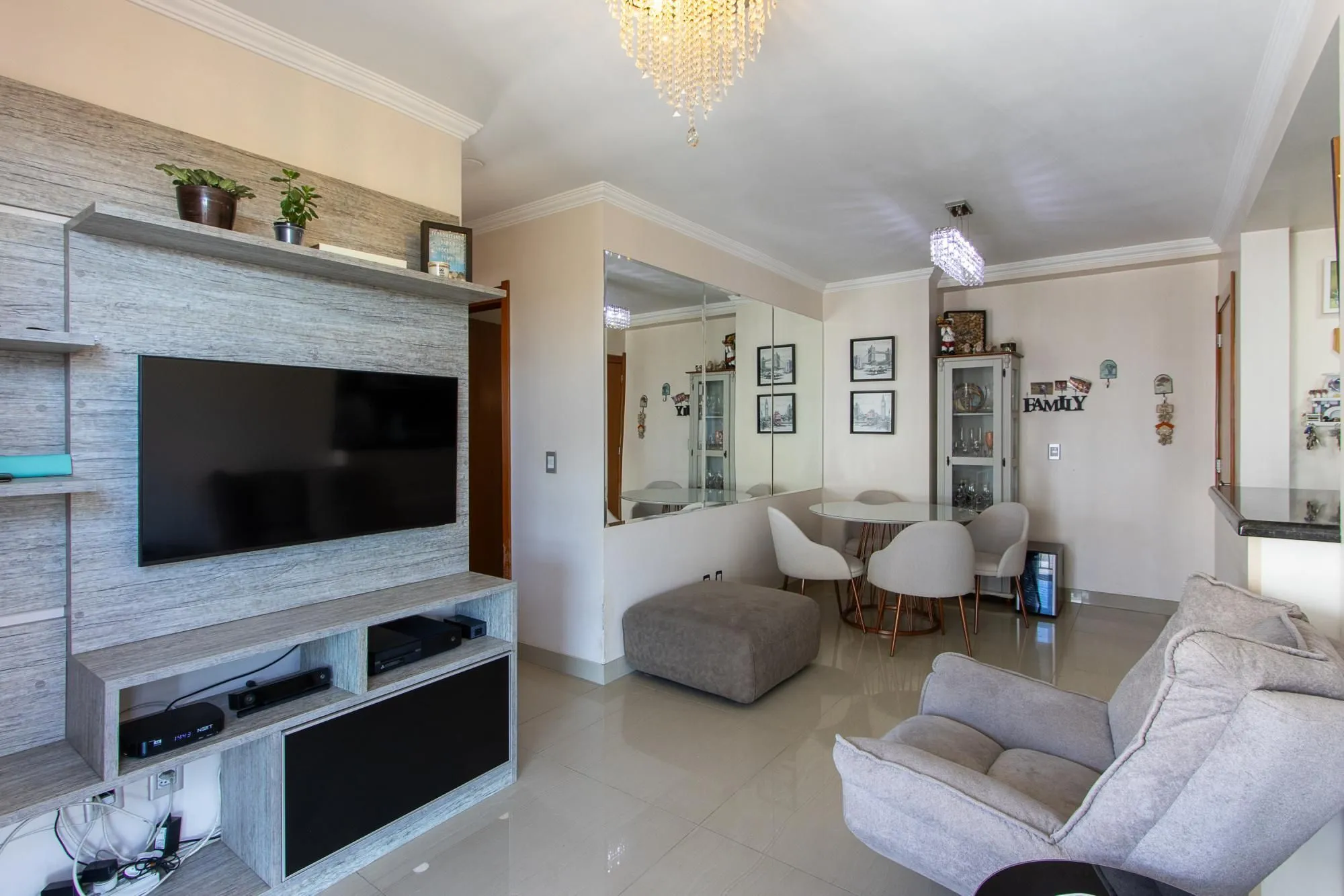 Imagem Apartamento, 2 dormitórios e 1 vaga, bairro Jardim Carvalho.