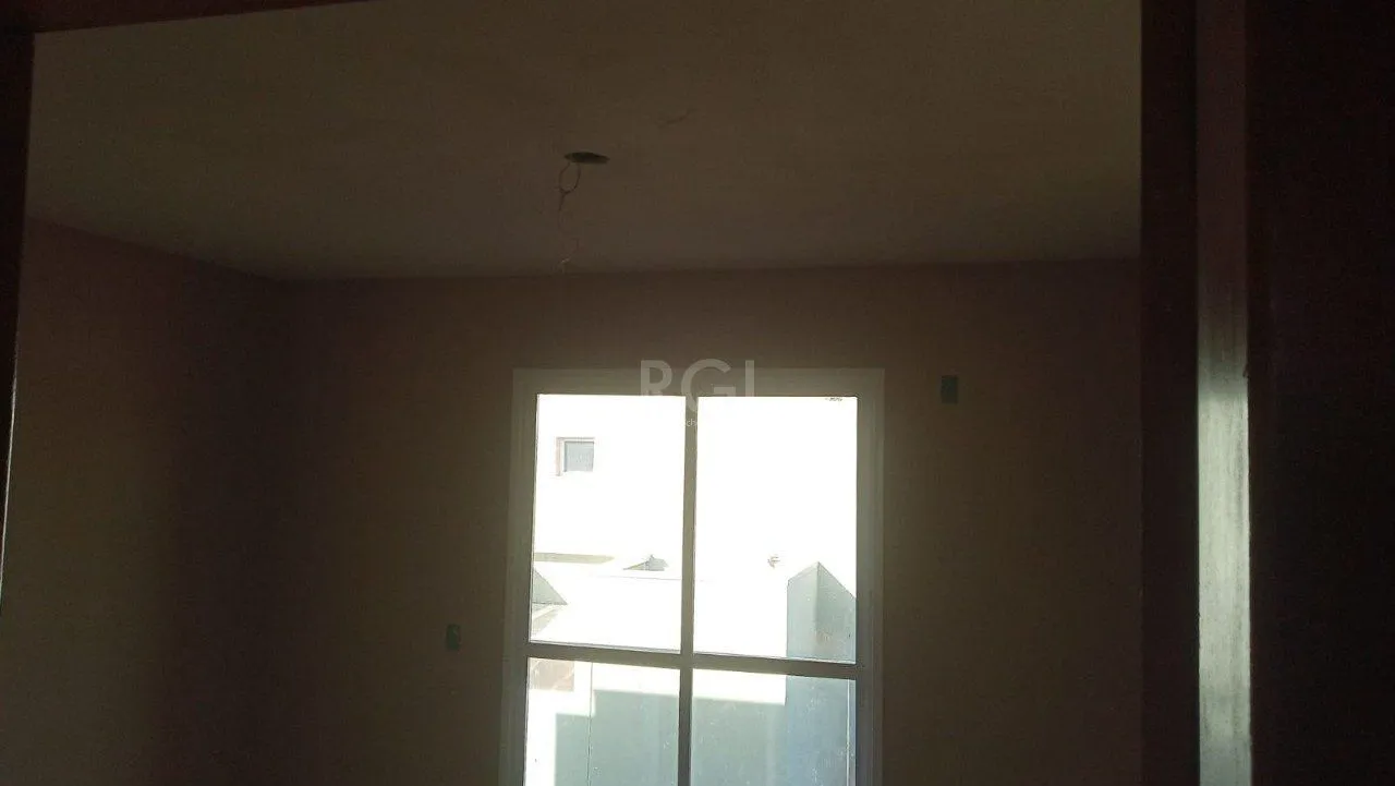Imagem Sobrado 2 dormitórios, vaga de garagem, Bairro Passos dos Ferreiros
