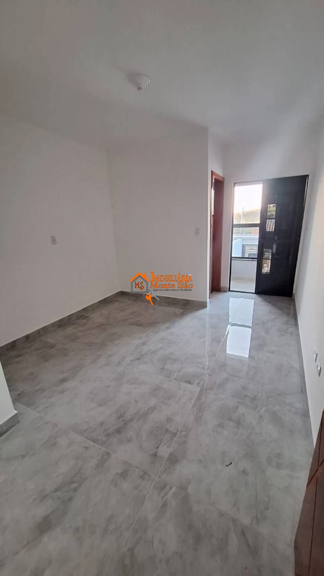 Imagem Sobrado com 2 dormitórios à venda, 92 m² por R$ 450.000,00 - Jardim Rio Negro - Itaquaquecetuba/SP