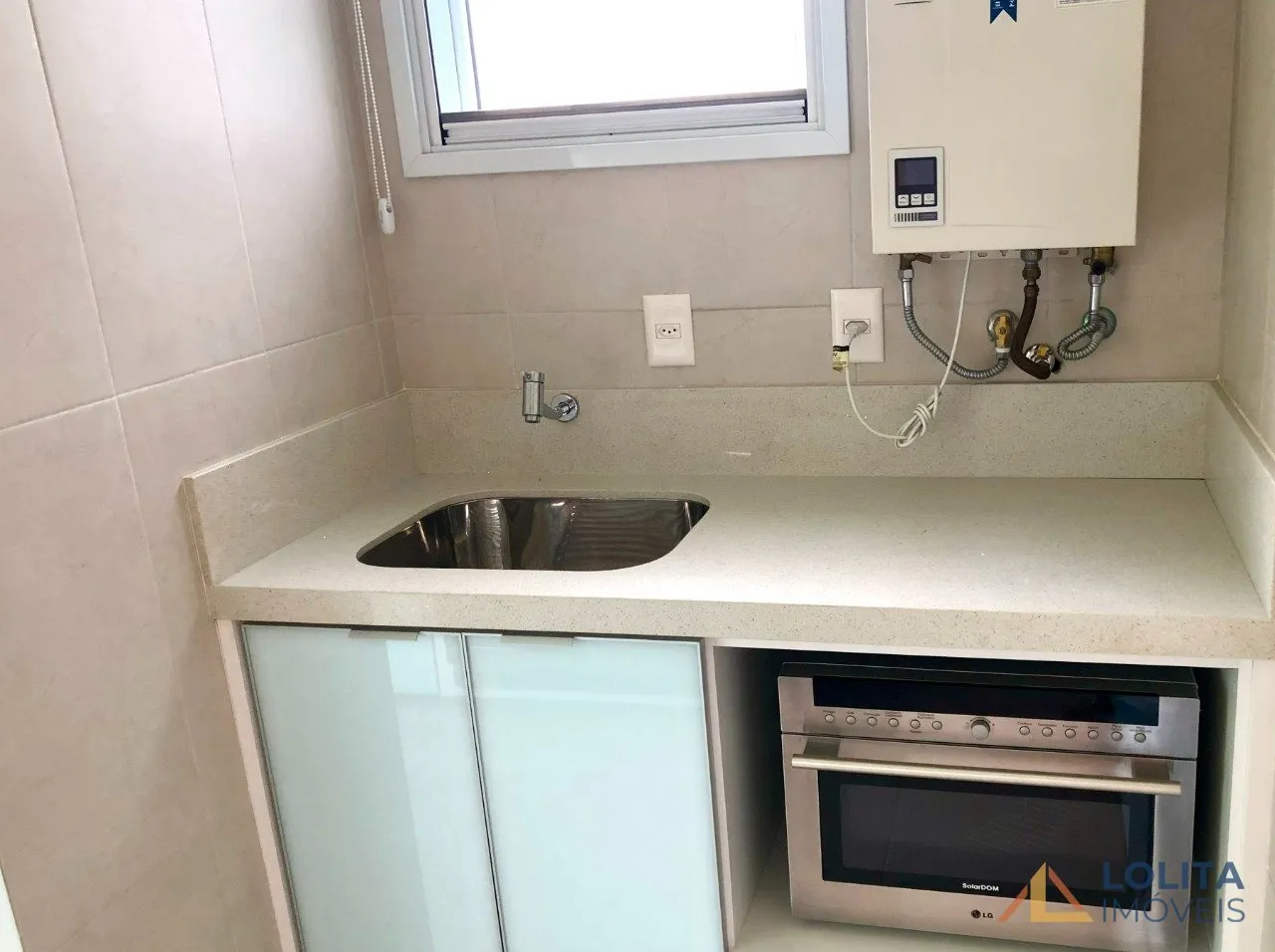 Imagem CASA COM 3 SUÍTES À VENDA EM SANTO AMARO DA IMPERATRIZ/SC