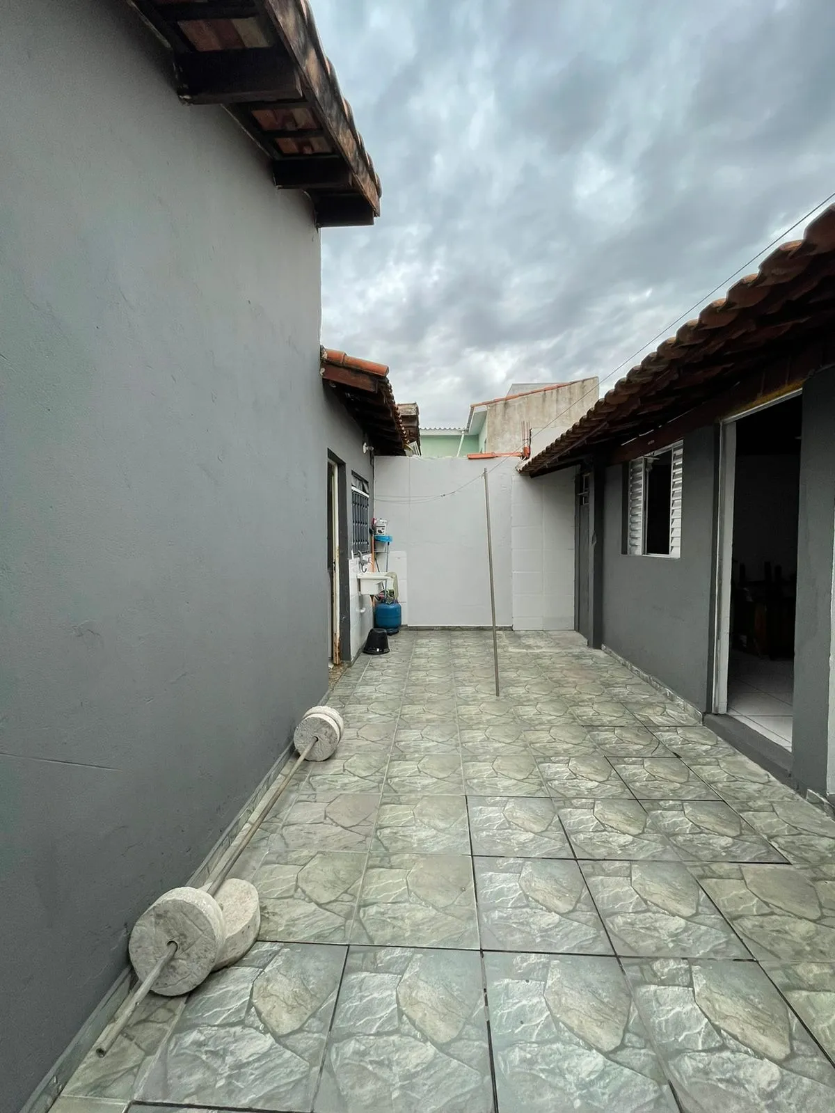 Imagem Casa Térrea com 2 Dormitórios e Área Gourmet no Bairro Ulisses Guimarães