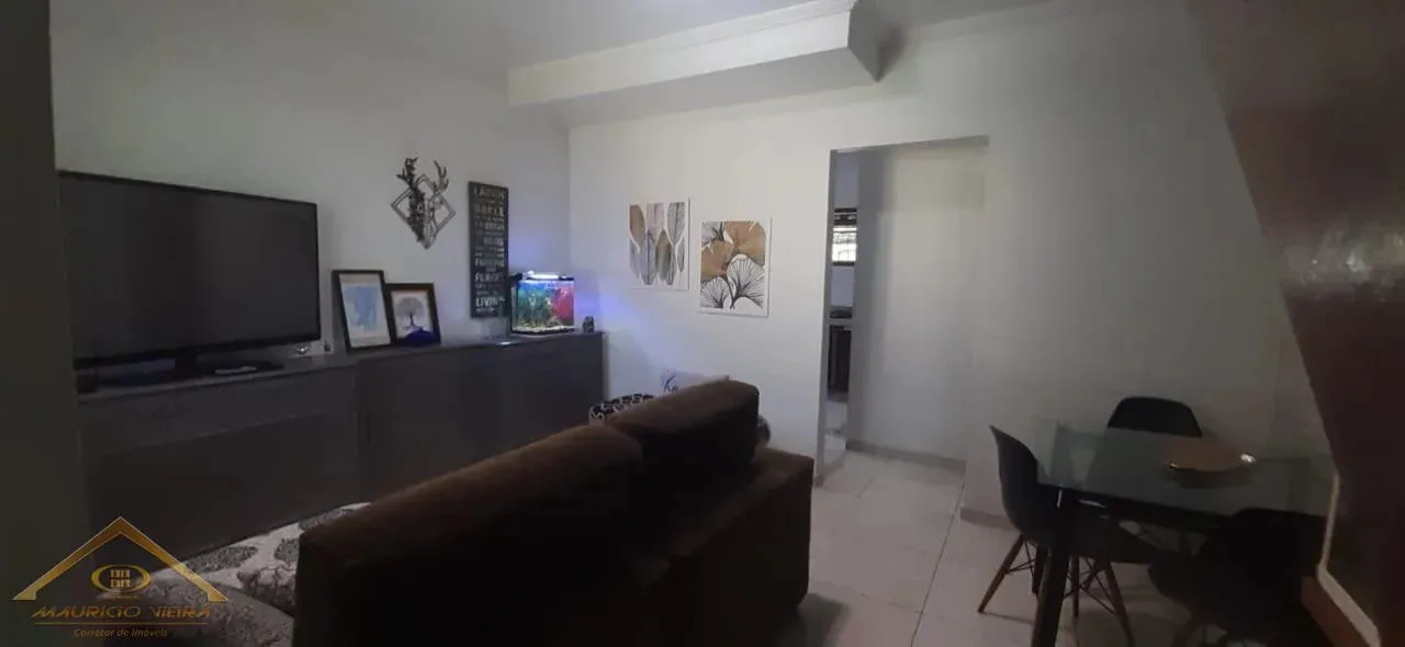 Imagem Casa em Condomínio para Venda em Cabo Frio / RJ no bairro Palmeiras
