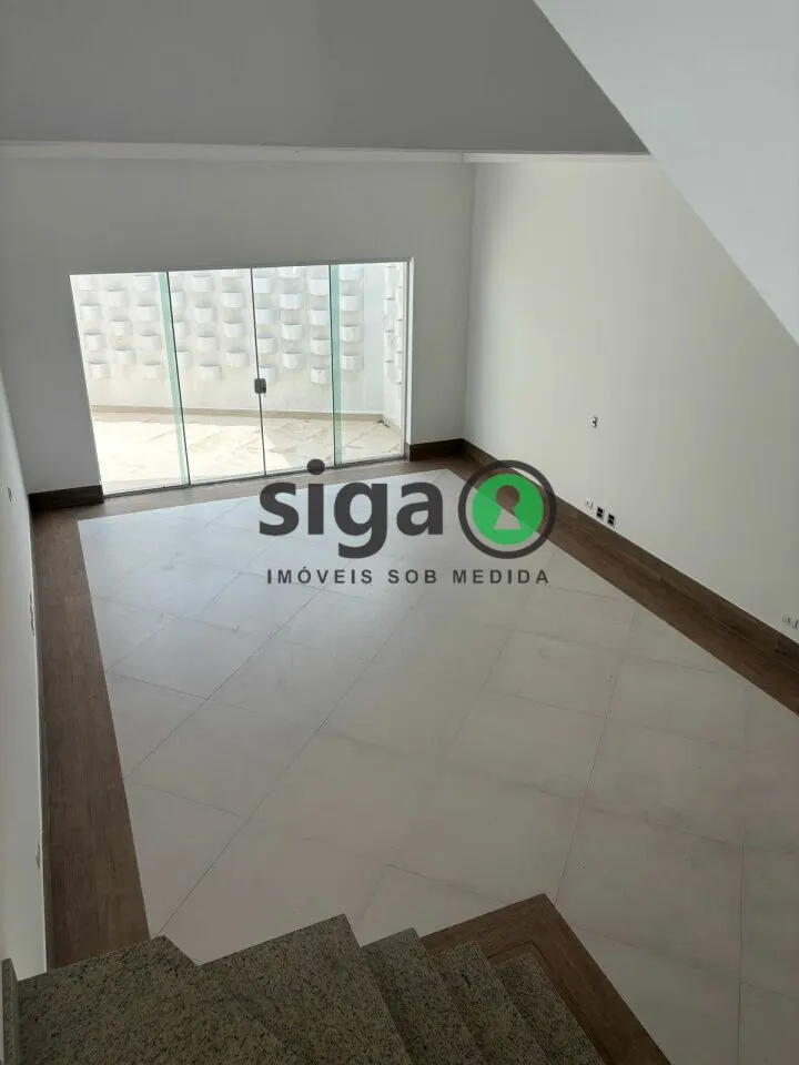 Imagem Casa à Venda - 220 m², 3 Suítes e Alto Padrão na Saúde!