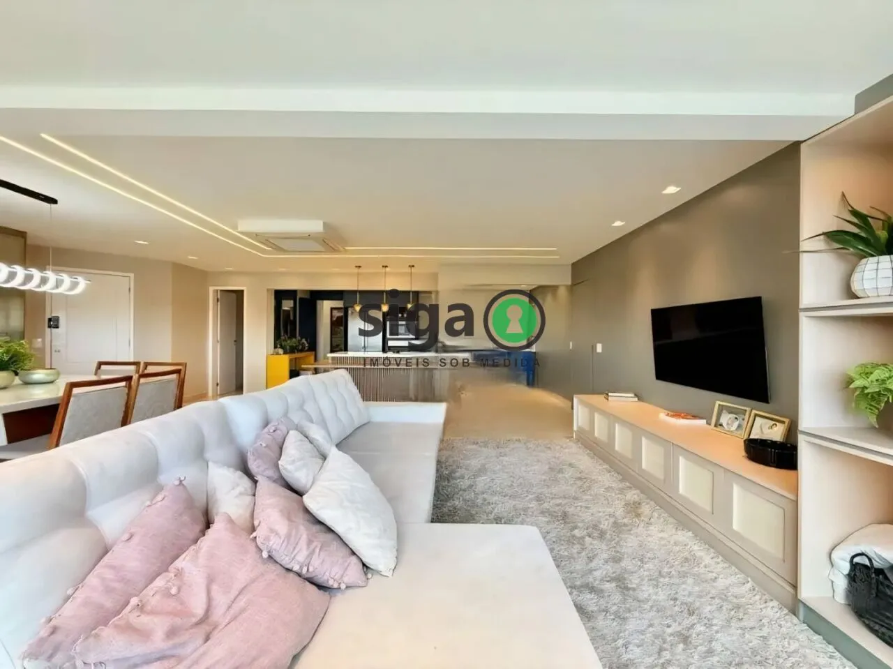 Imagem Apartamento para locação Campo Belo 154m², 3 suítes, reformado, varanda gourmet, vista verde