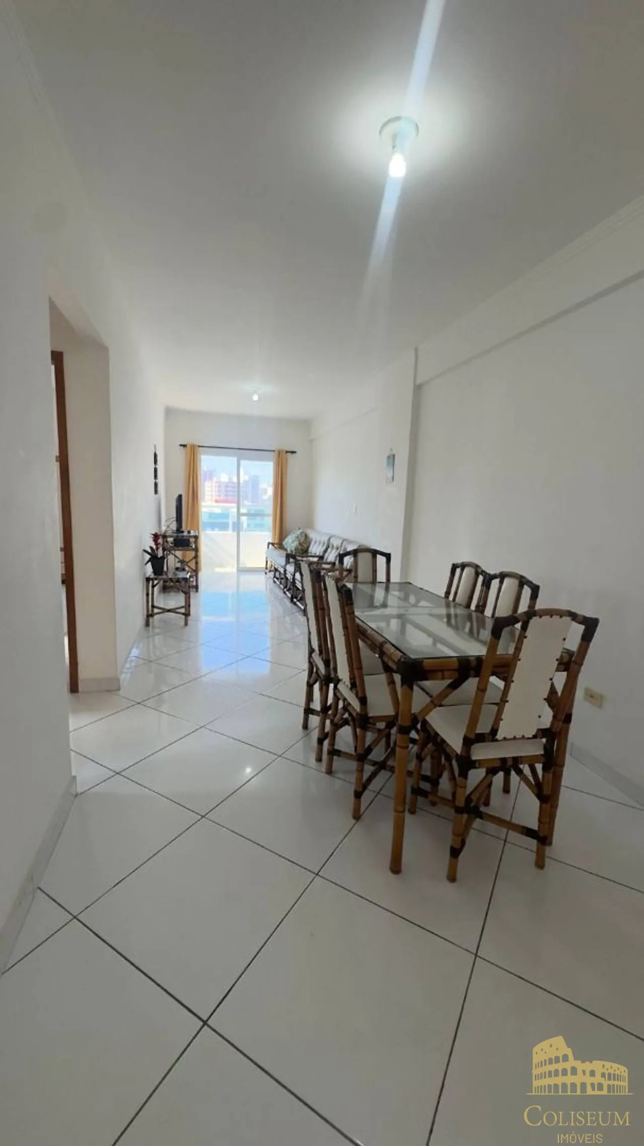 Imagem Apartamento com 2 dormitórios à venda, 68 m² por R$ 420.000,00 - Mirim - Praia Grande/SP