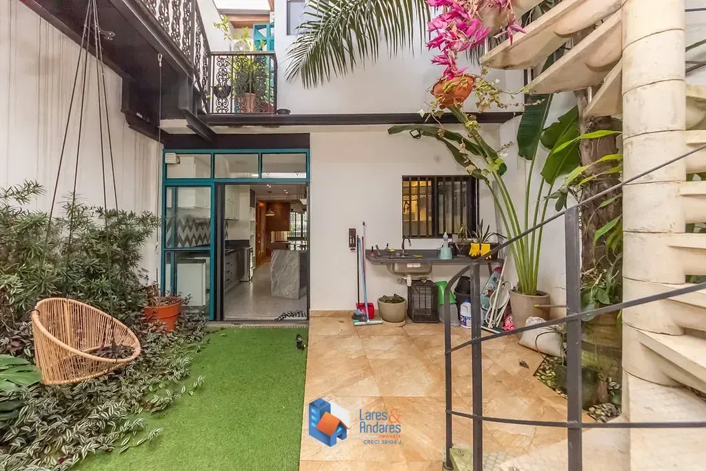 Imagem Casa à venda 3 Quartos 1 Suite 2 Vagas 297M² Vila Clementino São Paulo - SP