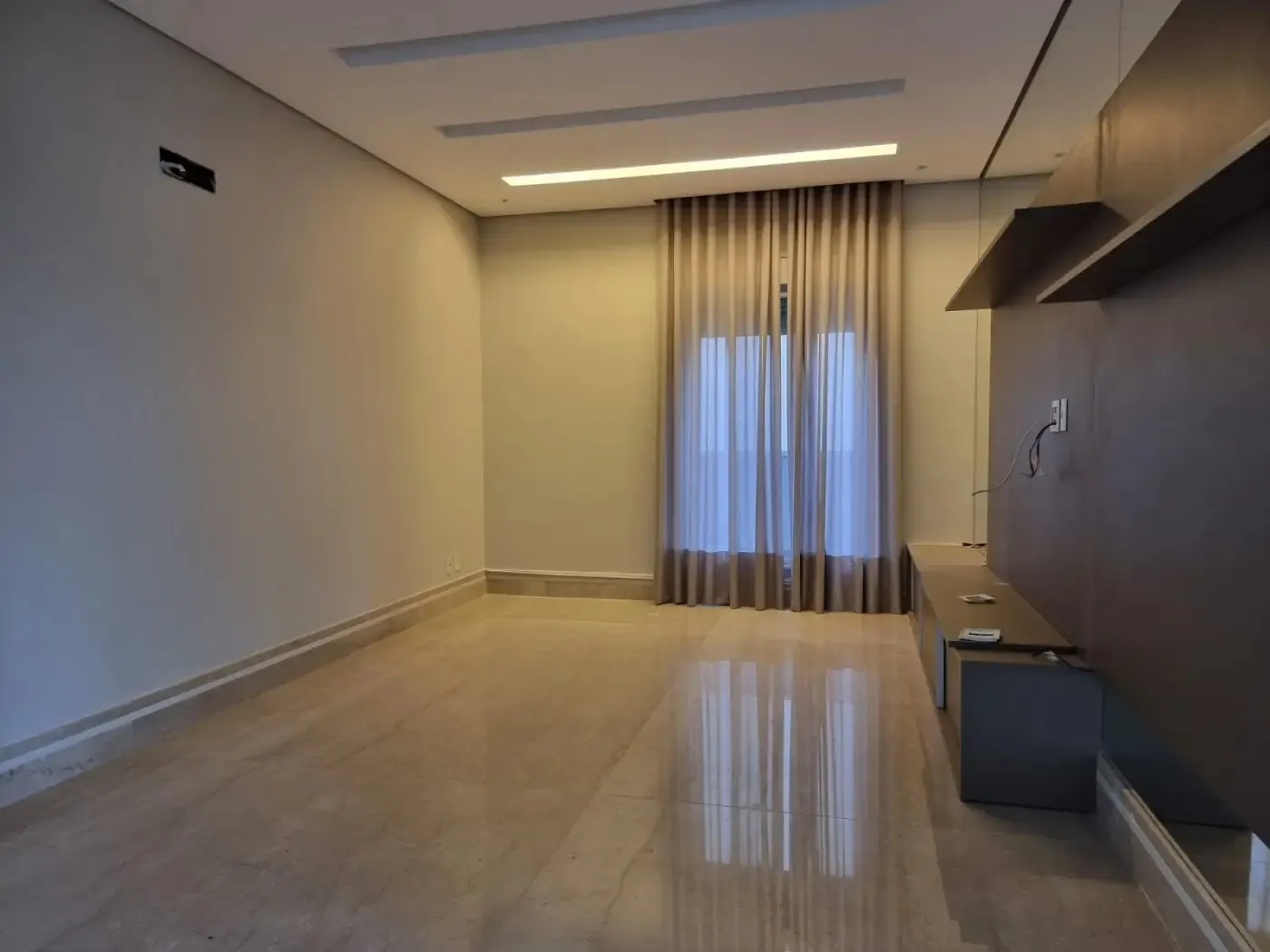 Imagem Casa em condomínio no Alphaville 10