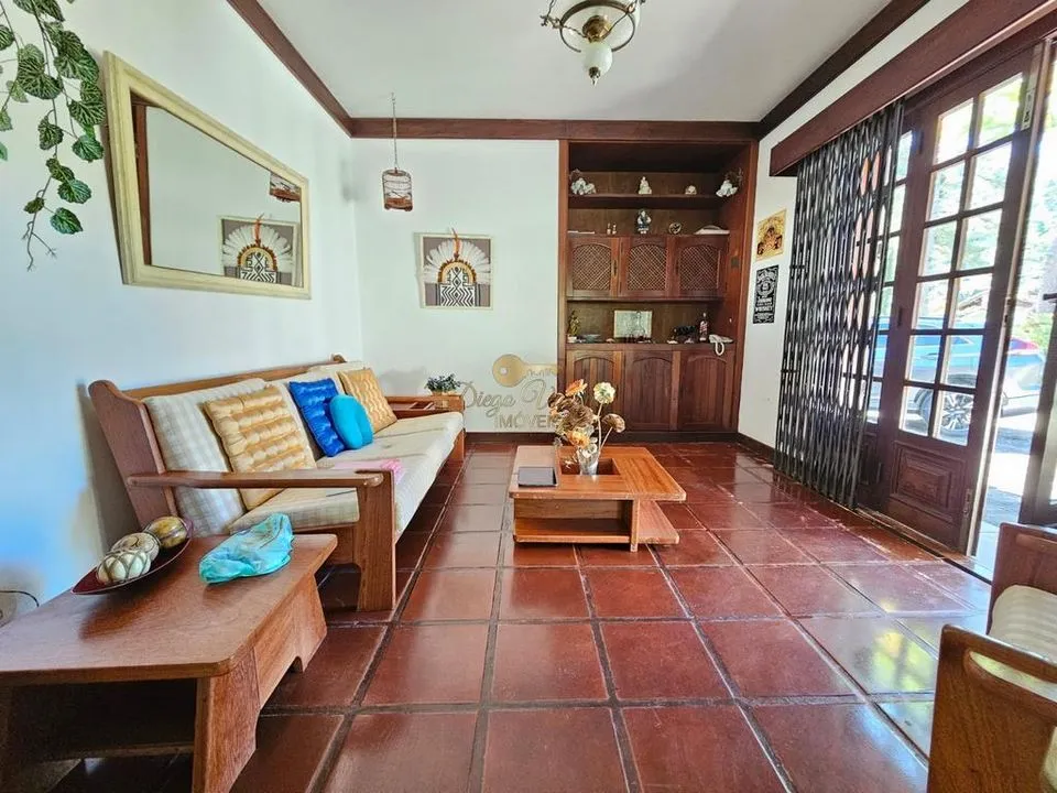 Imagem Casa em Condomínio para Venda em Teresópolis / RJ no bairro Albuquerque