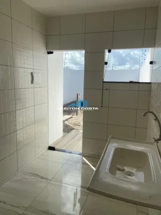 Imagem Casa para Venda em Feira de Santana, SIM, 2 dormitórios, 1 suíte, 1 banheiro, 2 vagas