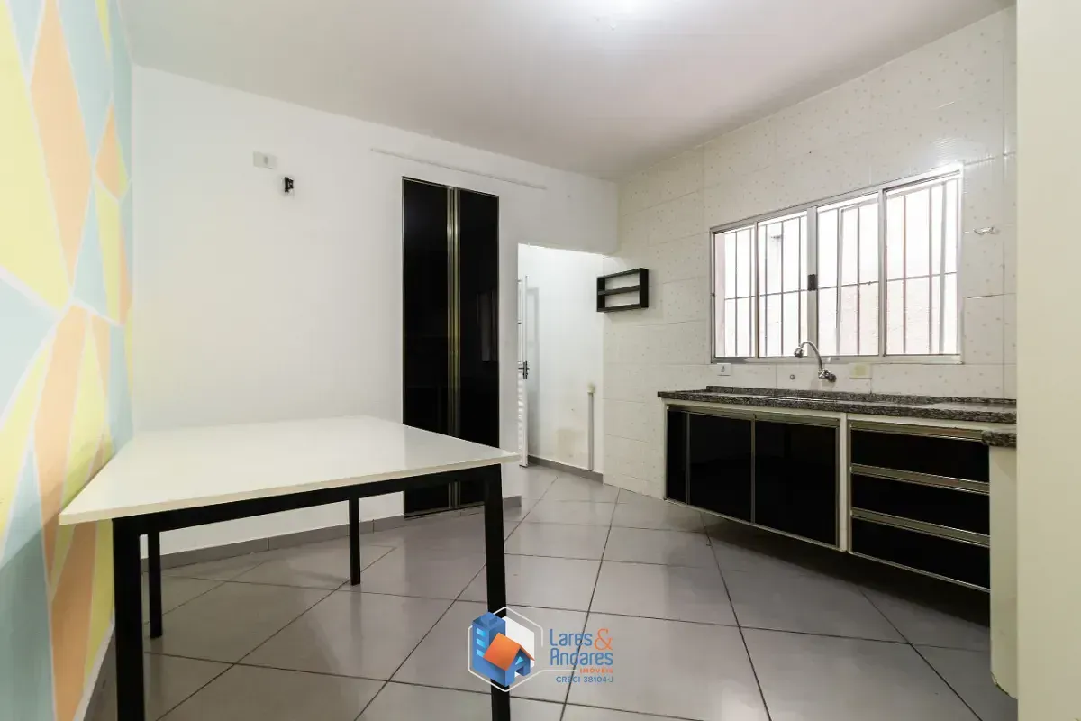 Imagem Sobrado para venda em Vila dos Remédios com 2 quartos, sendo 2 suítes, 75m²