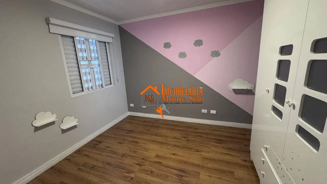 Imagem Sobrado com 3 dormitórios à venda, 189 m² por R$ 950.000,00 - Jardim Santa Clara - Guarulhos/SP