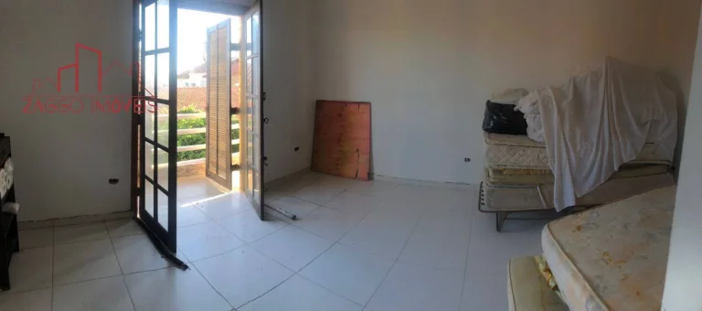Imagem Belíssima casa em Mongaguá - Estuda permuta.
