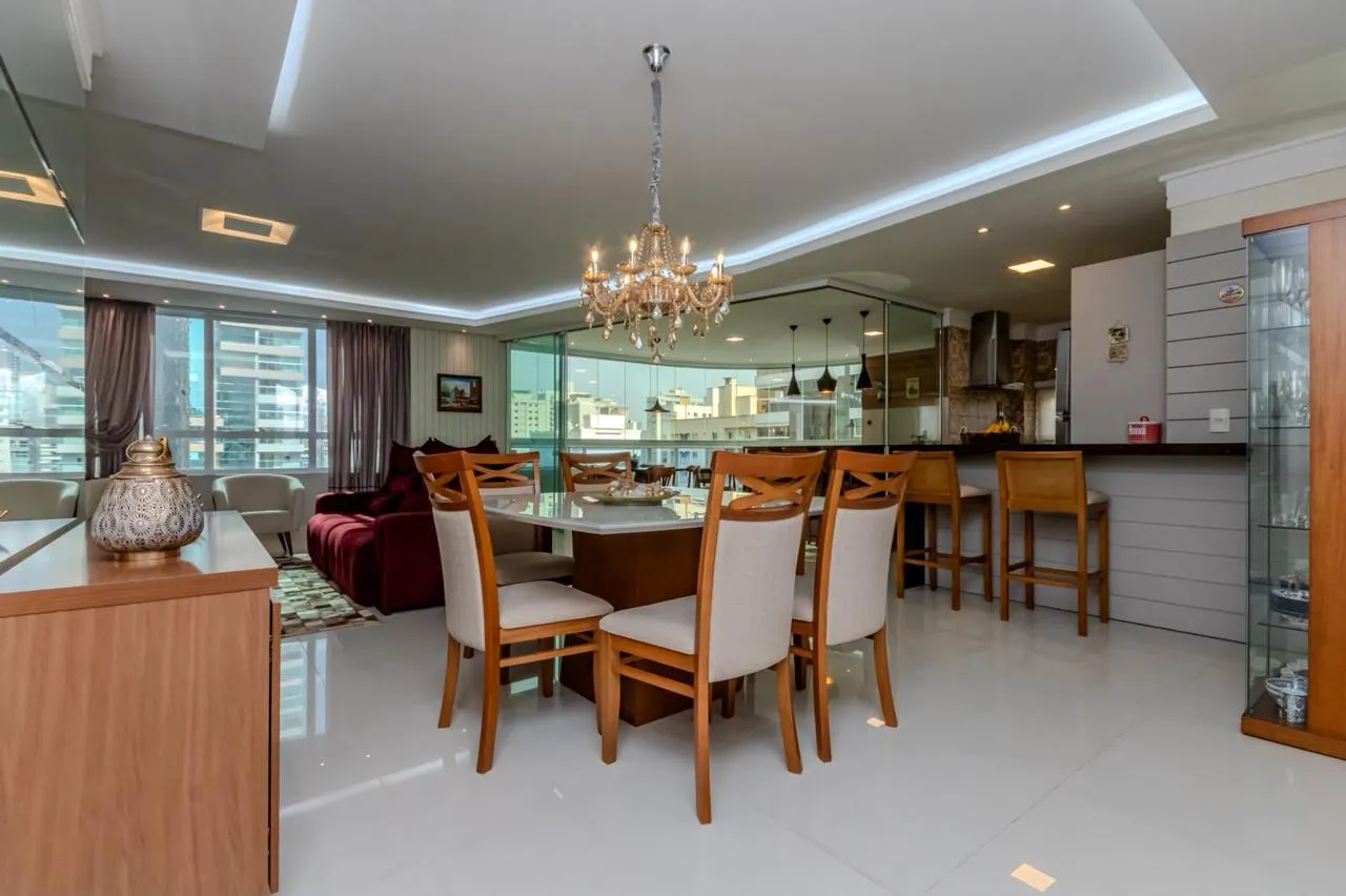 Imagem Apartamento à venda com 154m2 por R$ 2.200.000,00