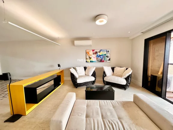 Imagem Excelente Oportunidade: Apartamento de Luxo à Venda em Indianópolis, São Paulo-SP - 2 Quartos, 2 Suítes, 3 Salas, 4 Banheiros, 3 Vagas - 150m².
