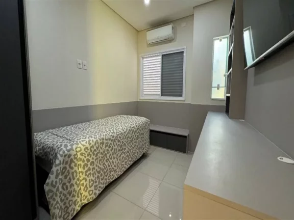 Imagem Casa com 3 dormitórios à venda, 157 m² por R$ 1.249.000 - Caiçara - Praia Grande/SP
