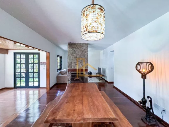 Imagem Casa com 5 dormitórios e lazer privativo à venda na Região do Green Valley em Albuquerque - Teresópolis/RJ