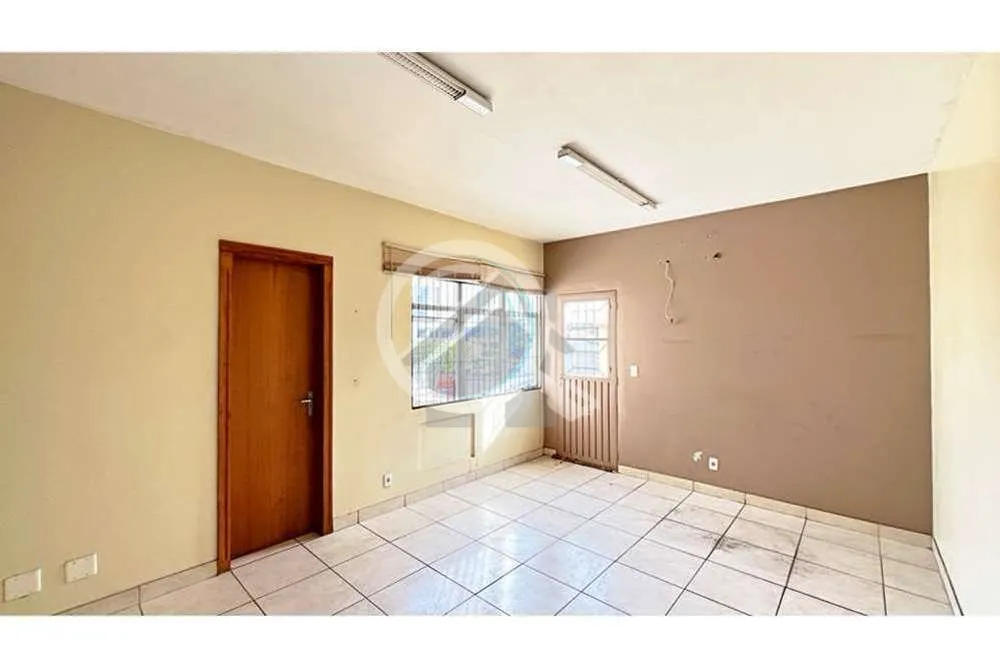 Imagem Na Avenida Presindente Franklin Roosevel, 751, sala comercial com 32m², banheiro, terraço, em pré...