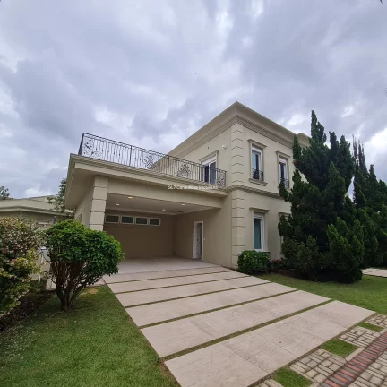 Imagem SOBRADO TRIPLEX NEOCLÁSSICA DISPONÍVEL PARA VENDA