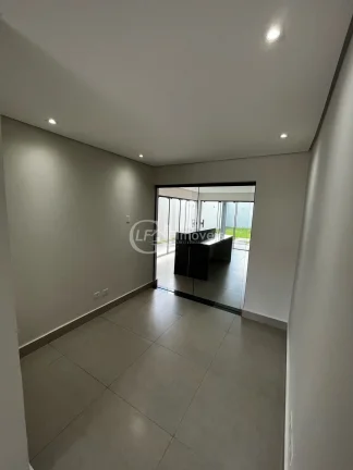Imagem Casa à venda em Campo Grande-MS, Jardim Montevidéu! 3 quartos, 1 suíte, 1 sala, 2 vagas, 119m²!