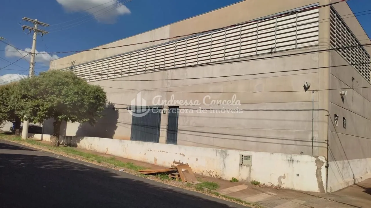 Imagem Barracão, 546 m² - venda por R$ 2.800.000,00 ou aluguel por R$ 16.000,00/mês - Jardim Maracanã - São José do Rio Preto/SP