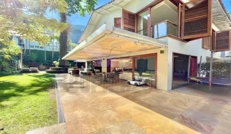 Imagem Jardim Botânico – Rua Peri | Residencial › Casa 4 quarto(s) à Venda