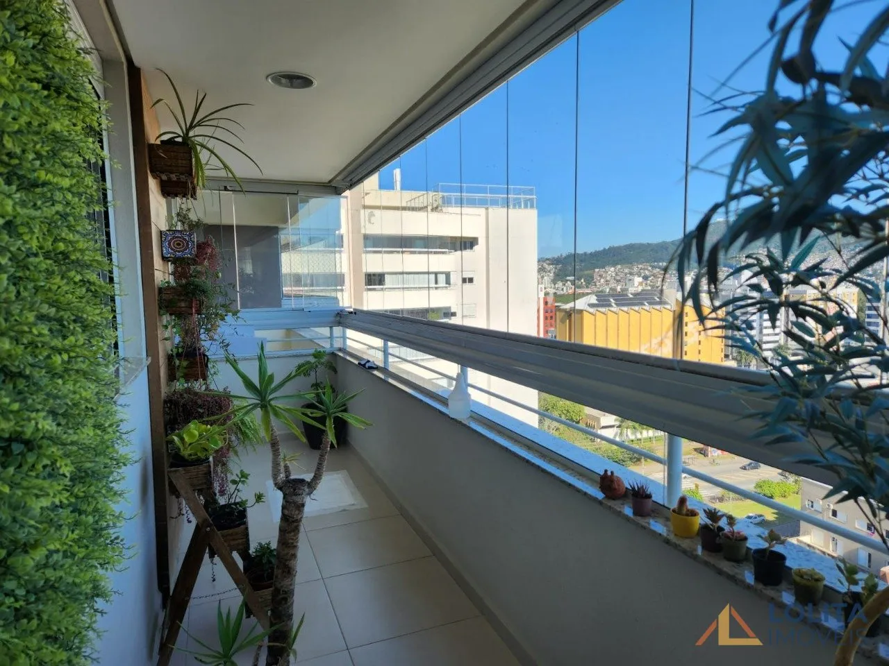 Imagem Apartamento à VENDA, 3 quartos e 3 garagens no Itacorubi, Florianópolis/SC.