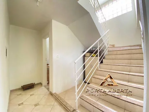 Imagem Casa triplex Iguaçu- cod 1194