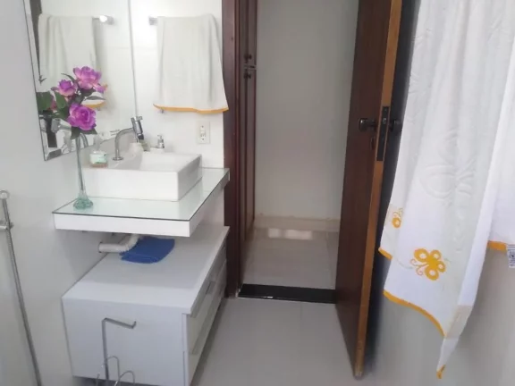 Imagem Imóvel em Piracicaba. Apartamento residencial com 02 dormitórios, sendo 01 com armário embutido ,...