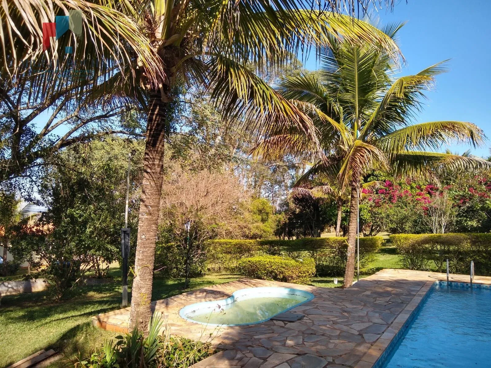 Imagem Chácara em Jardim Santo Antônio, Quadra/SP