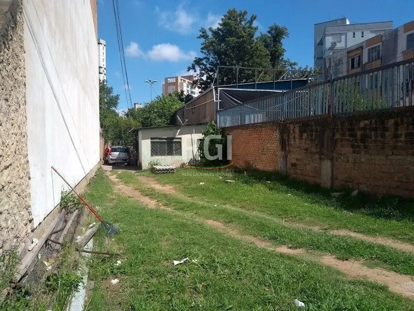 Imagem Terreno para Venda - 296m², 0 dormitórios, Partenon
