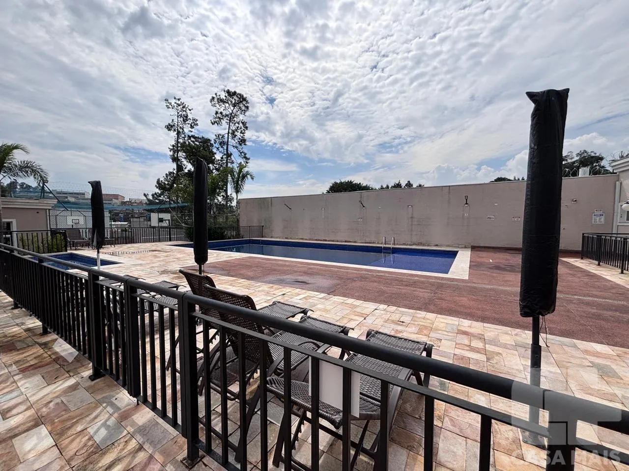 Imagem Apartamento para Venda em Embu das Artes / SP no bairro Jardim Colibri