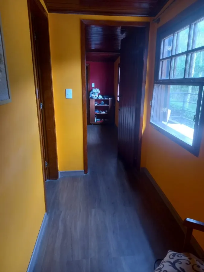 Imagem Casa em Condomínio para Venda em Petrópolis / RJ no bairro Araras