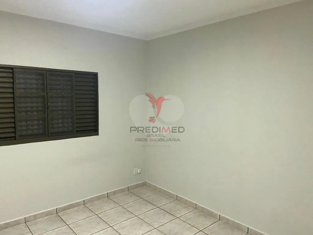 Imagem Casa de 3 quartos, 199m² no bairro Conjunto Sílvio Campanholi, em Lençóis Paulista