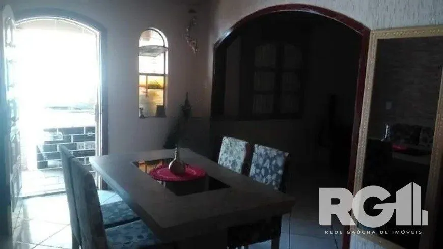Imagem Casa Ampla com Piscina e 4 Dormitórios no Rubem Berta
