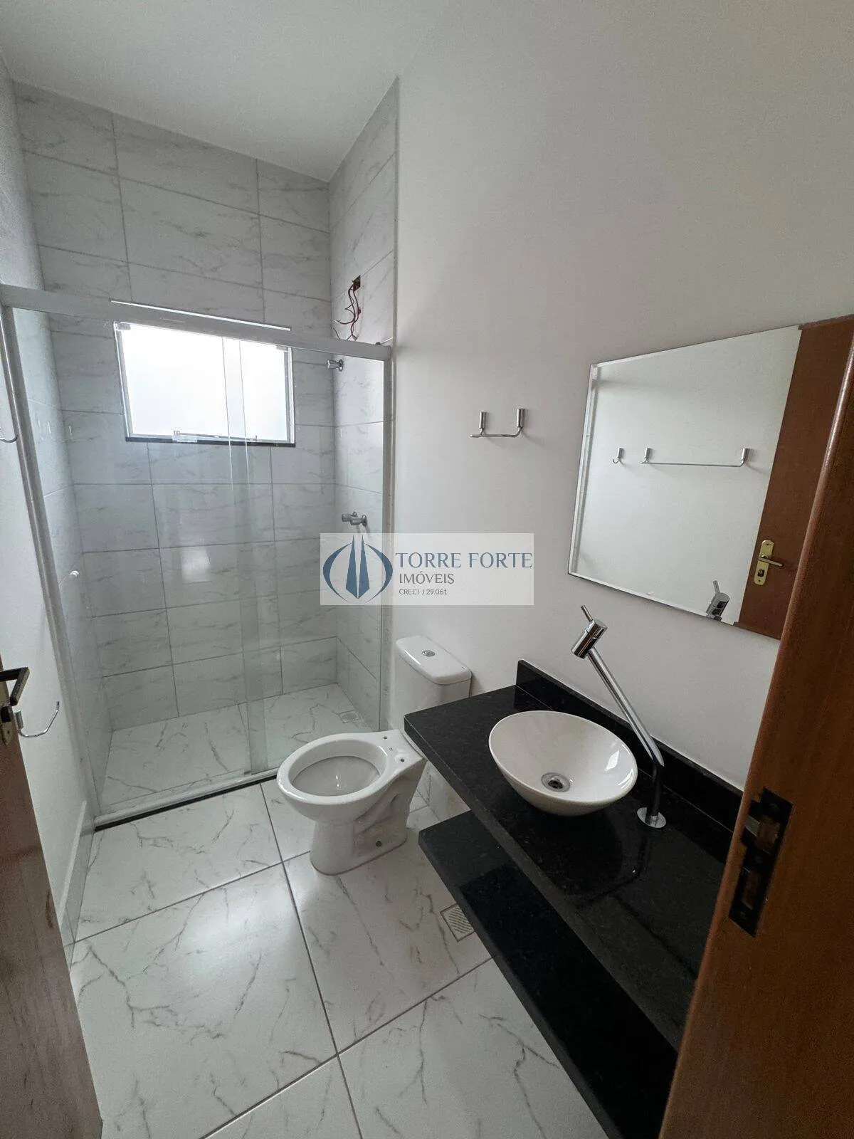 Imagem Lindo Sobrado com 3 suites 4 vagas , Area Gourmet na Vila Carrão.