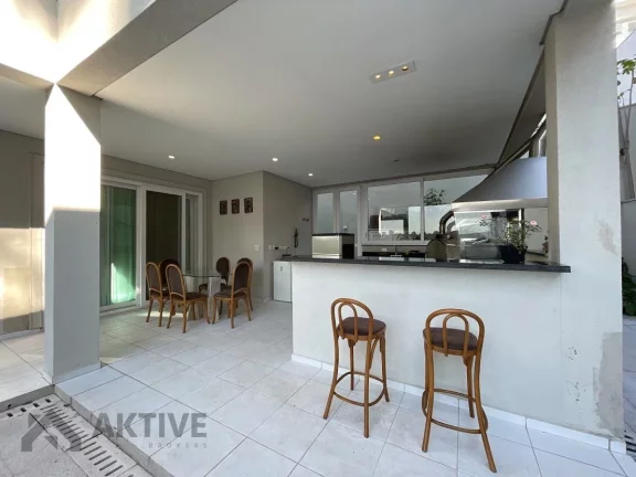 Imagem Casa de Condomínio em Alphaville - Santana de Parnaíba, SP