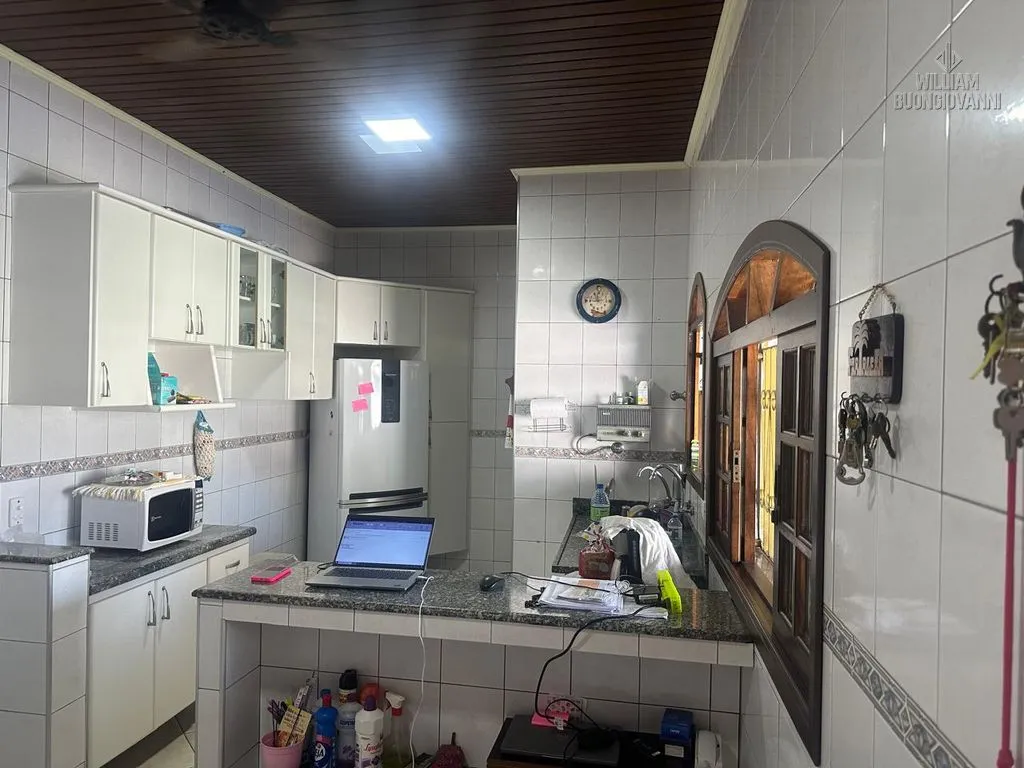 Imagem BELISSIMA CASA NO CANTO DO FORTE A 700M DA PRAIA!