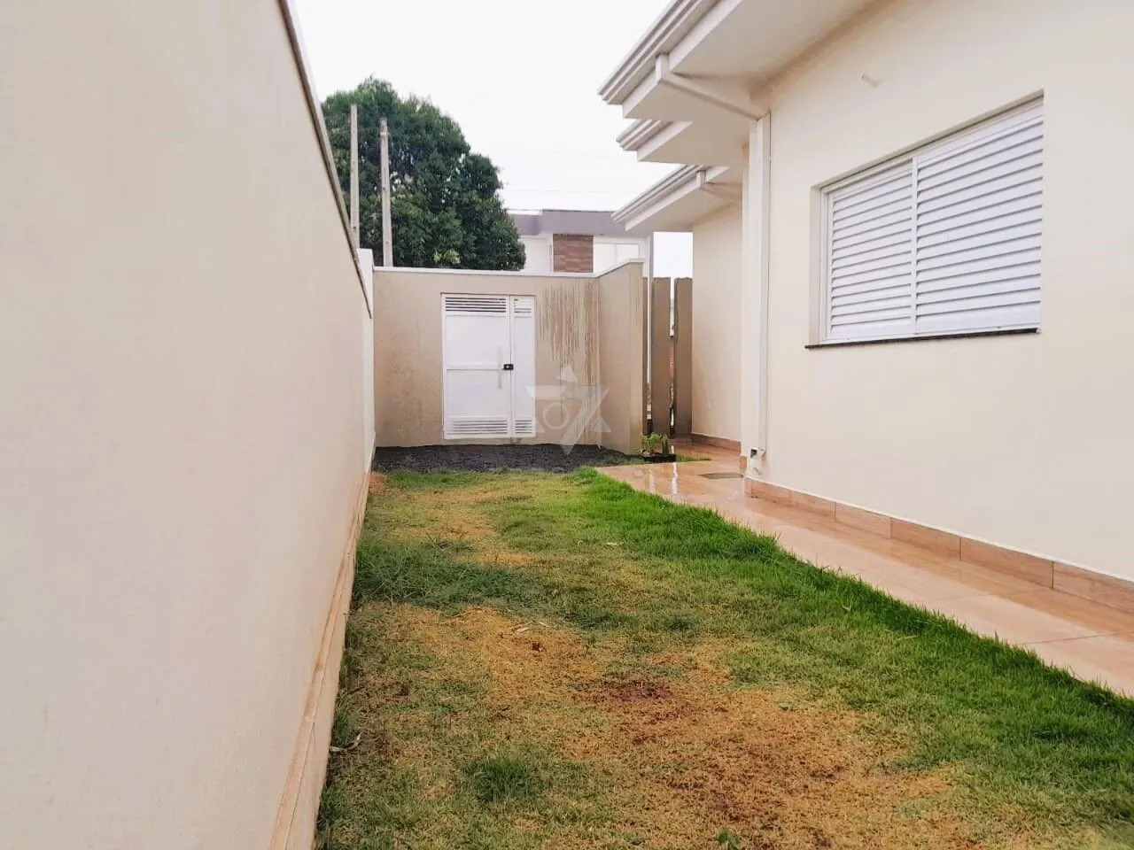 Imagem Casa à Venda no Condomínio Jacarandá: Conforto e Segurança