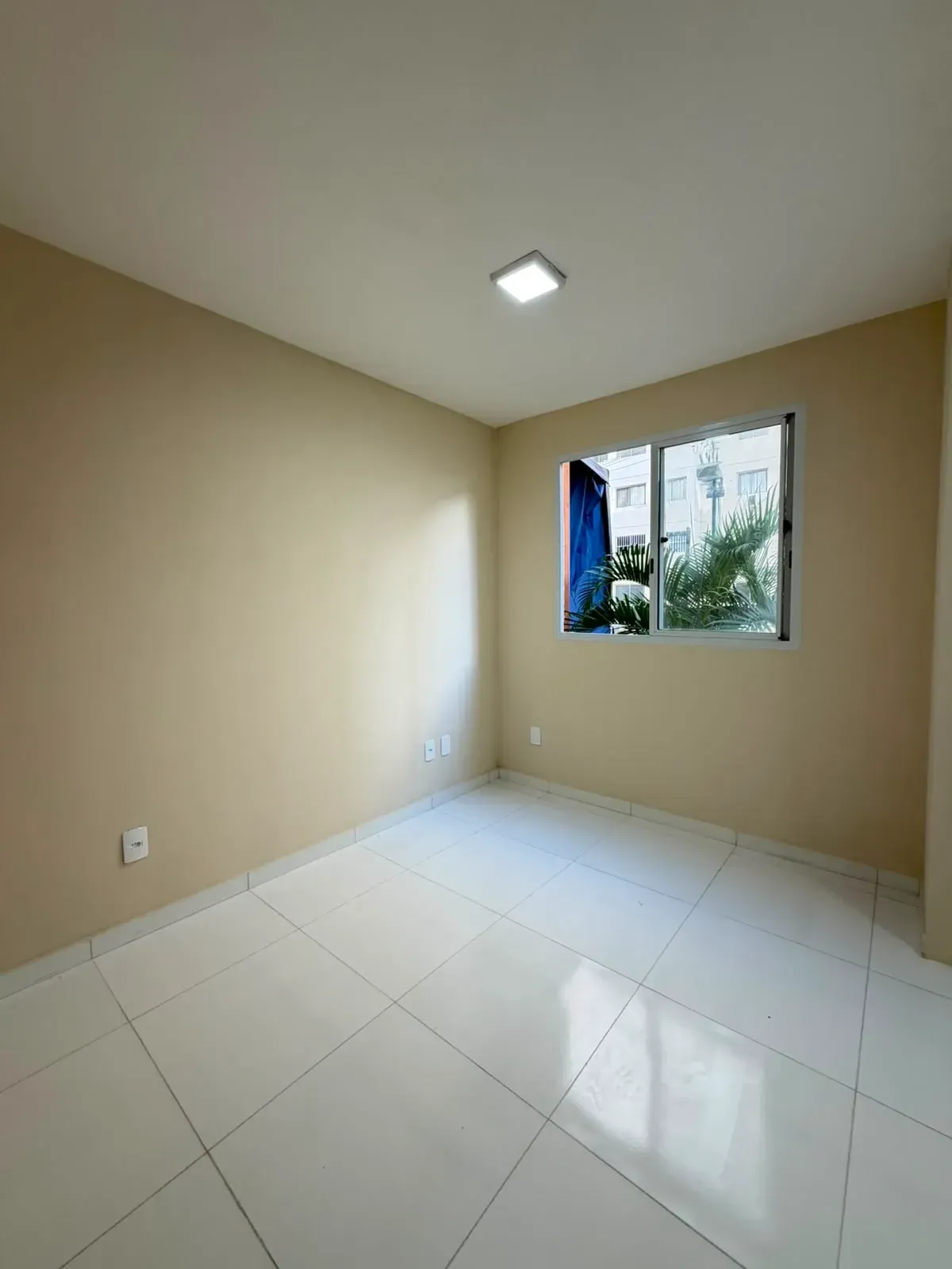 Imagem Apartamento com 2 Quartos para Alugar, 40 m² em Narandiba - Salvador