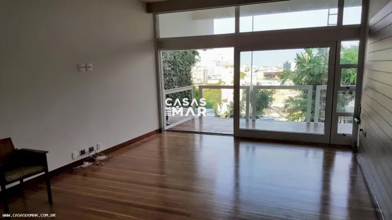 Imagem Casa em Condomínio para Venda em Rio de Janeiro / RJ no bairro Leblon