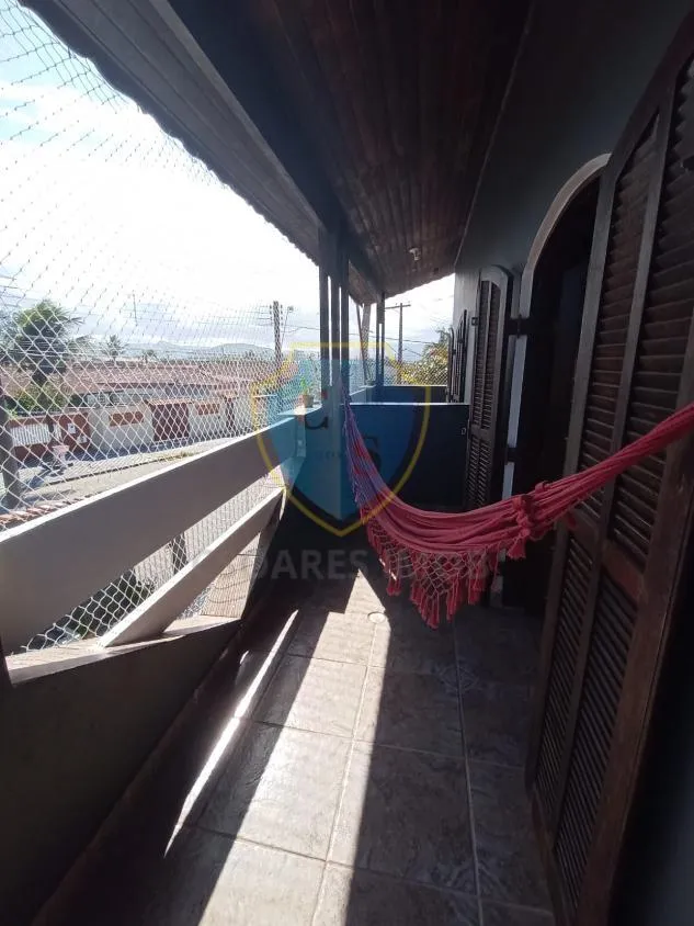 Imagem Casa 3 dorms um Suíte e Piscina