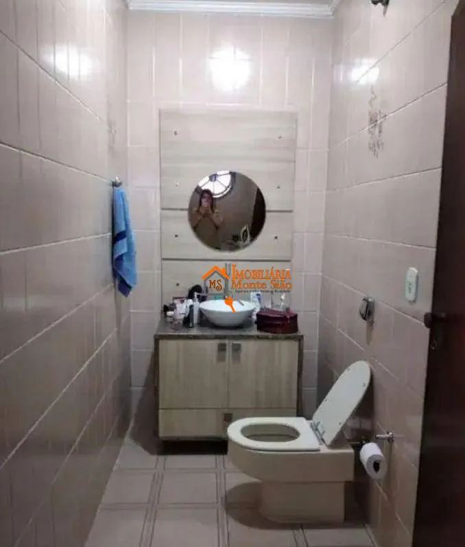 Imagem Sobrado com 3 dormitórios à venda, 125 m² por R$ 690.000 - Parque Continental I - Guarulhos/SP