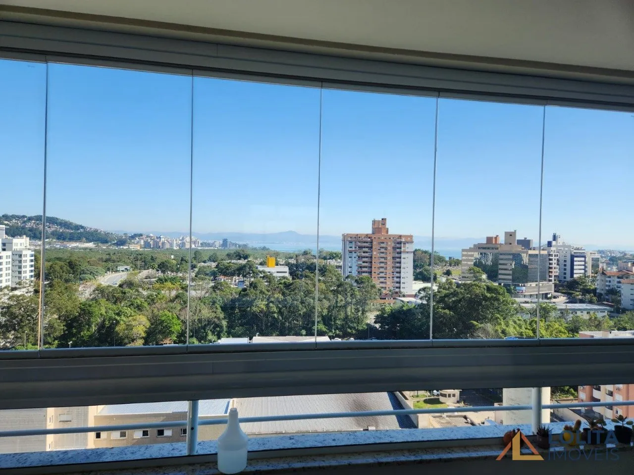 Imagem Apartamento à VENDA, 3 quartos e 3 garagens no Itacorubi, Florianópolis/SC.