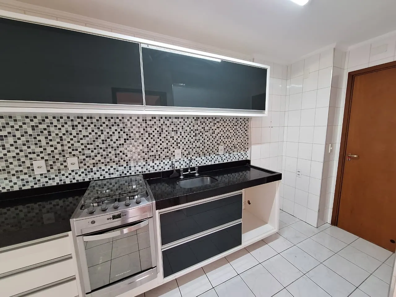 Imagem Apartamento de 81,55m² com 3 Dormitórios e Suíte no Edificio Joá
