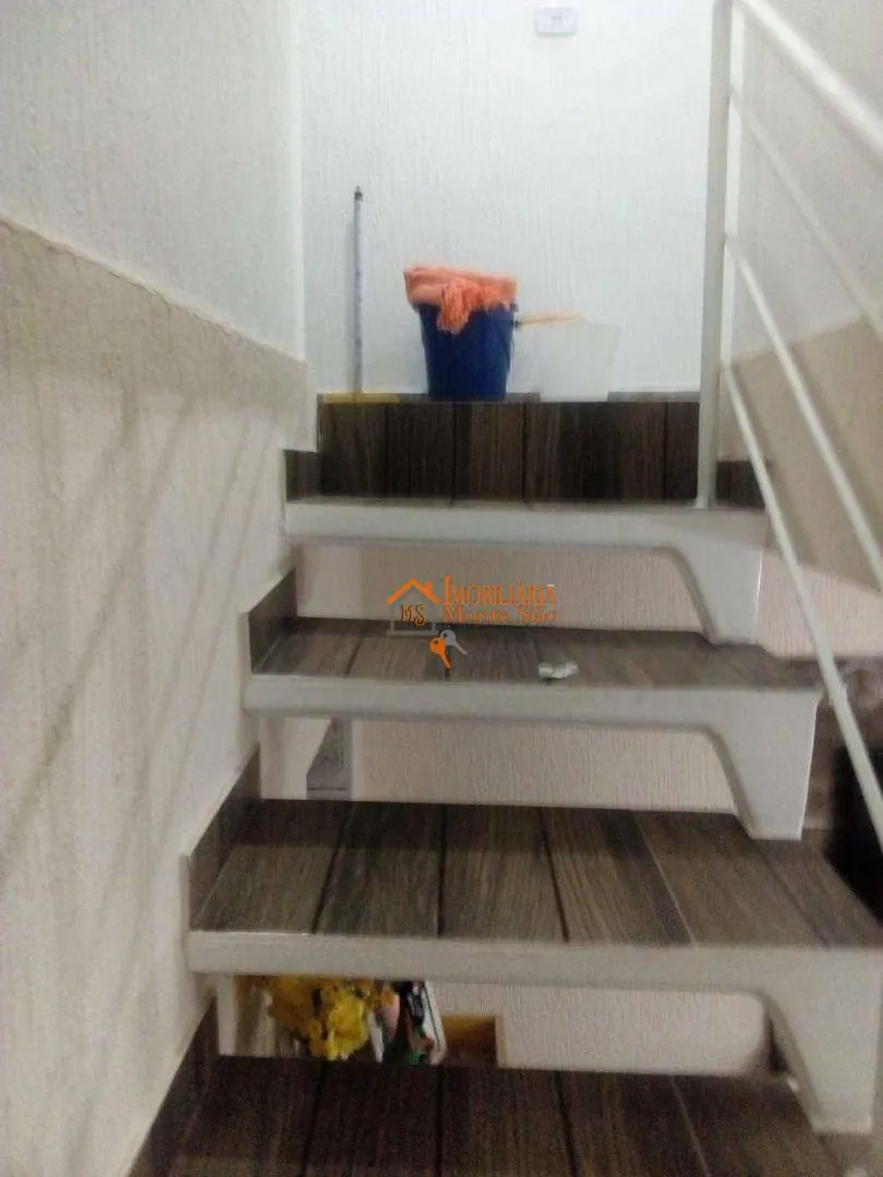 Imagem Casa com 3 dormitórios à venda, 125 m² por R$ 250.000,00 - Recreio São Jorge - Guarulhos/SP