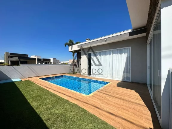 Imagem Encantadora casa térrea no Ninho Verde II - Aceita Financiamento